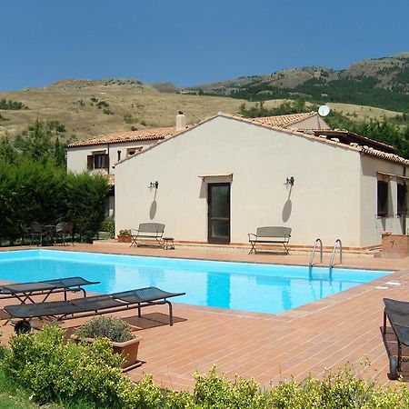 Willa Agriturismo Terravecchia Castellana Sicula Zewnętrze zdjęcie